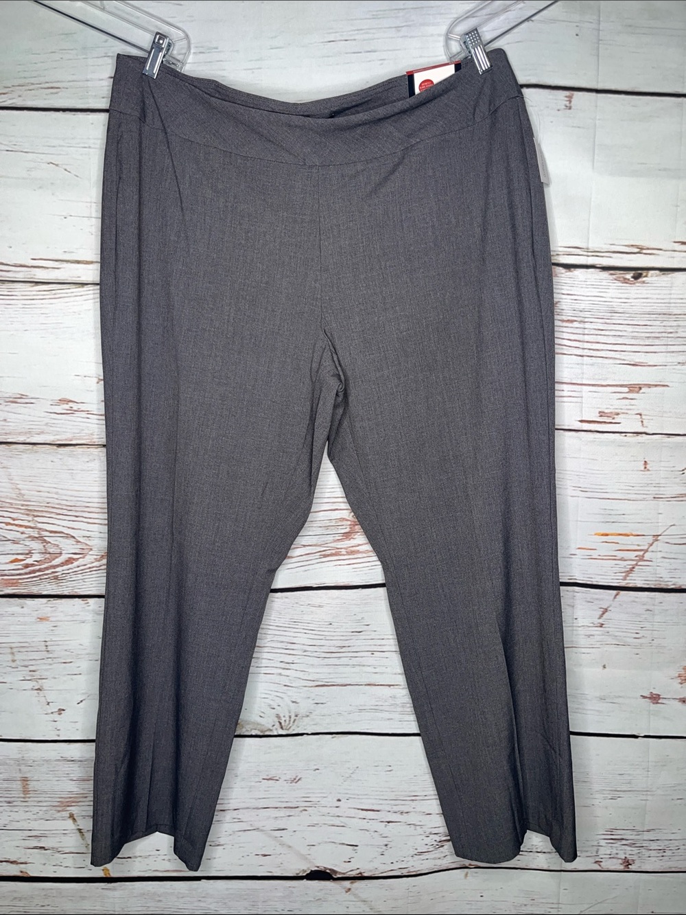 Roz & Ali Woman NWT Size 18W Short Gray Secret Agent Pull On Trouser Pants